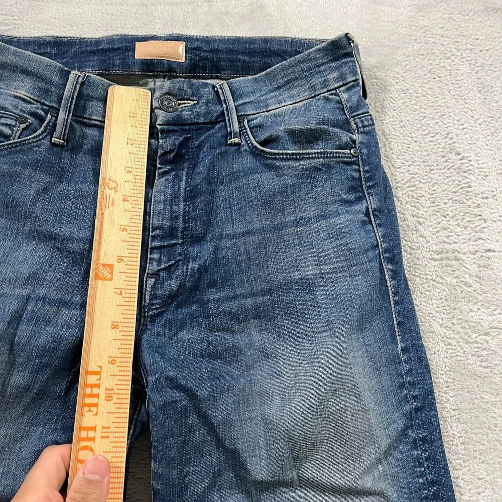 MOTHER High Waisted The Looker Ankle Fray Jeans 26 Blue Denim Frayed Hem Western